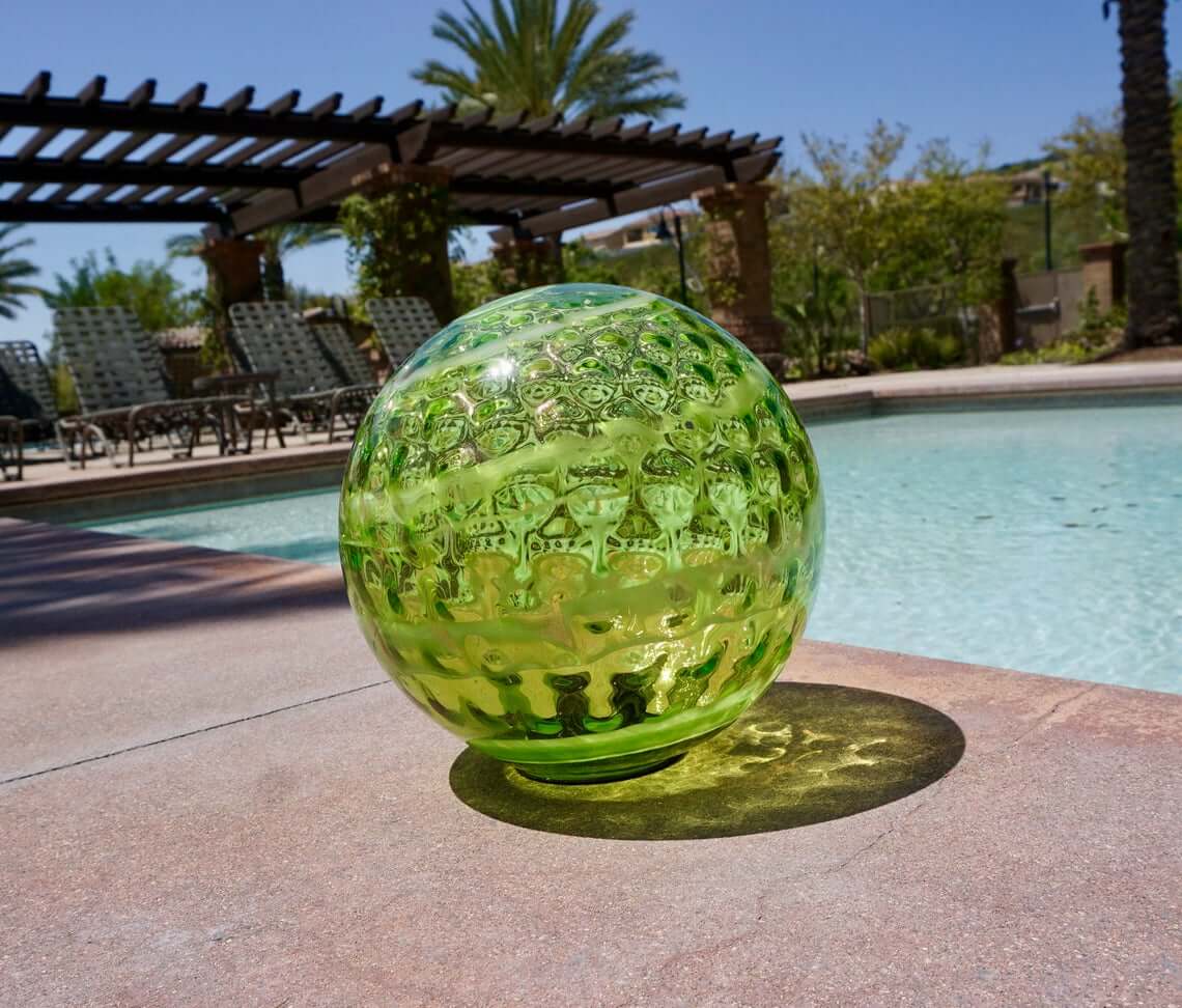 orbitor Decorative din sticlă verde Fortune Ball