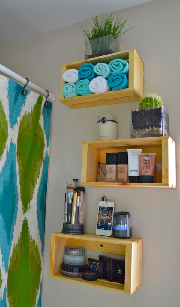 Fun Colors Make Standout Bathroom Organization