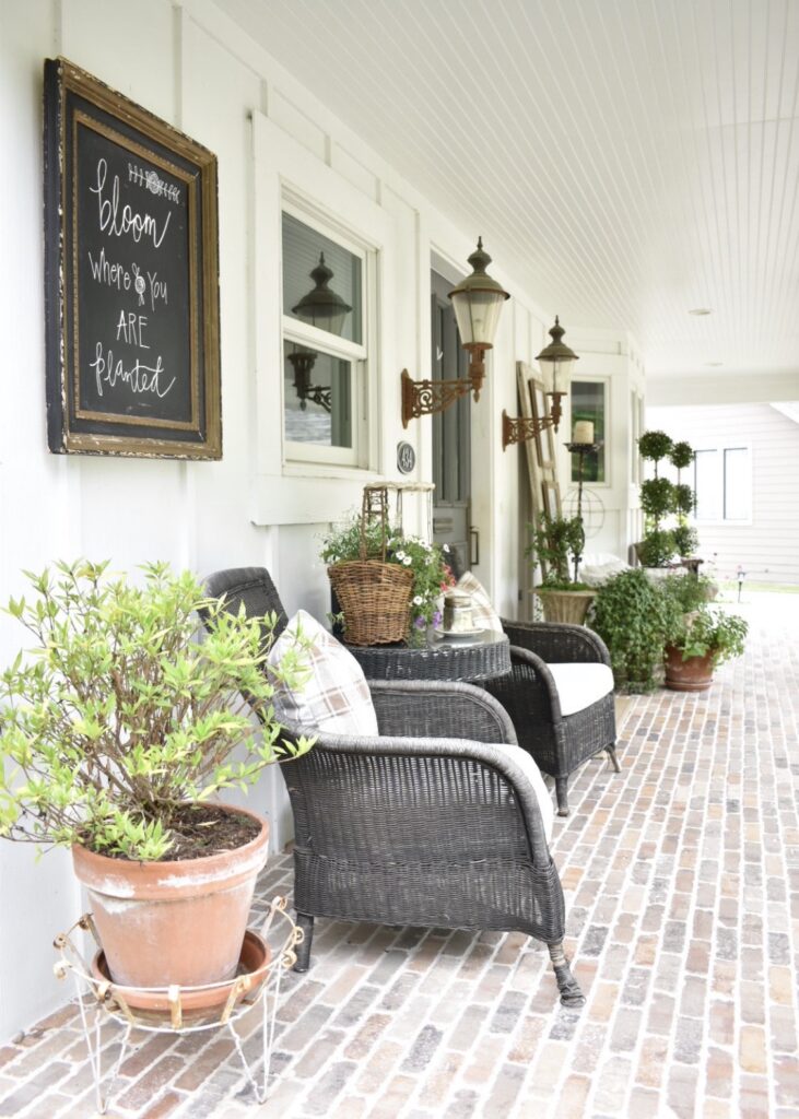 Classic Wicker Chairs Lounge Area