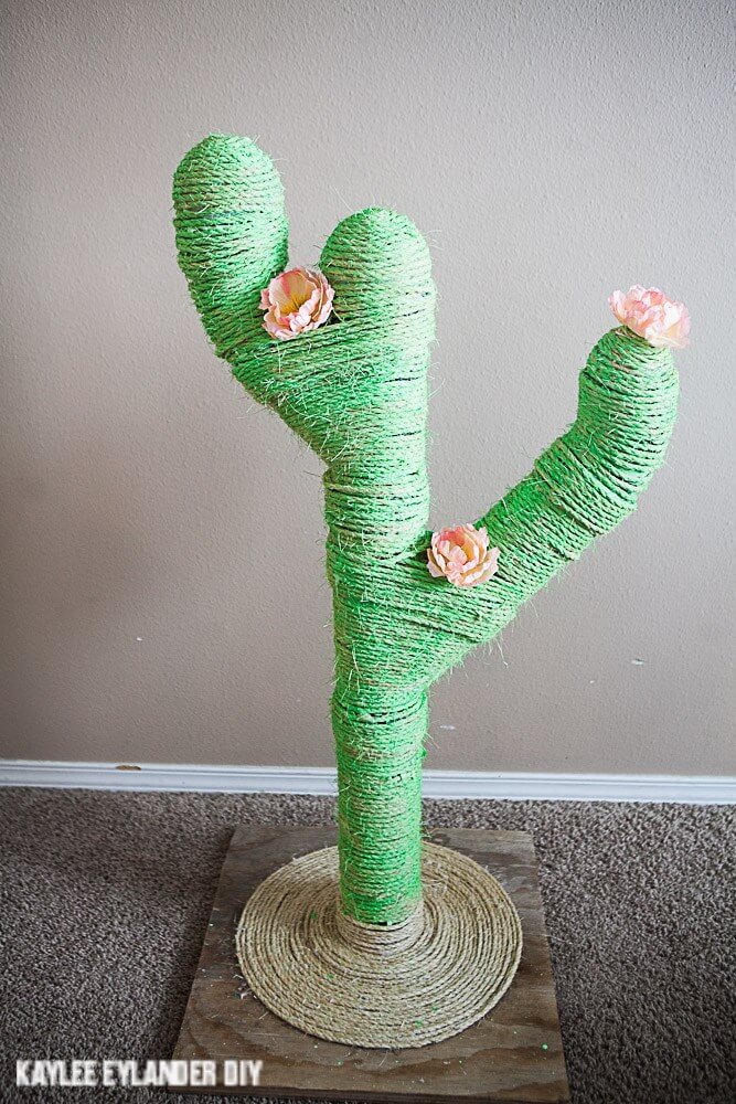Adorable DIY Cat Scratch Cactus