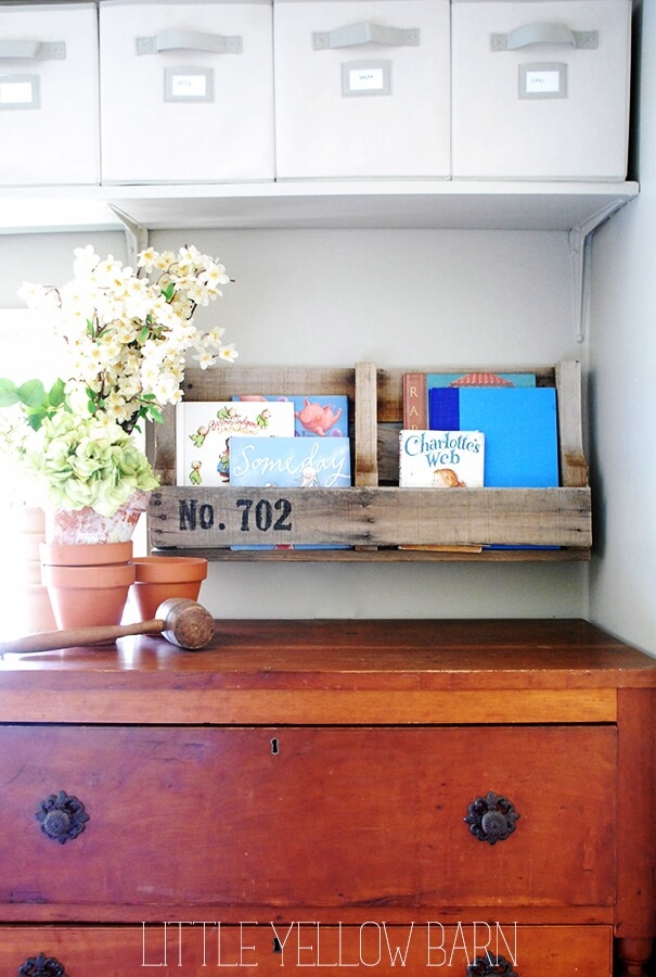 Wall Mounted Book Shelving