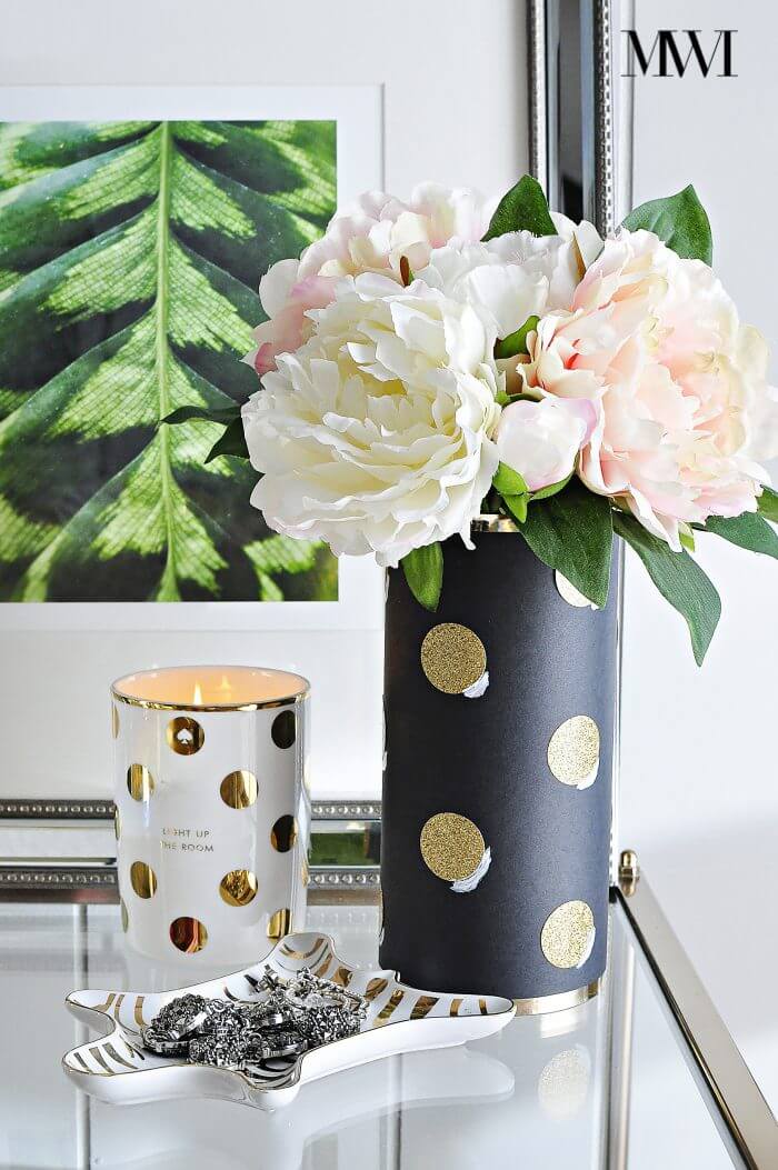 Chic Black and Gold Cylinder Vase