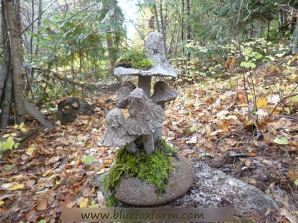 Decorative Nature-Loving Concrete Mushroom Garden Art