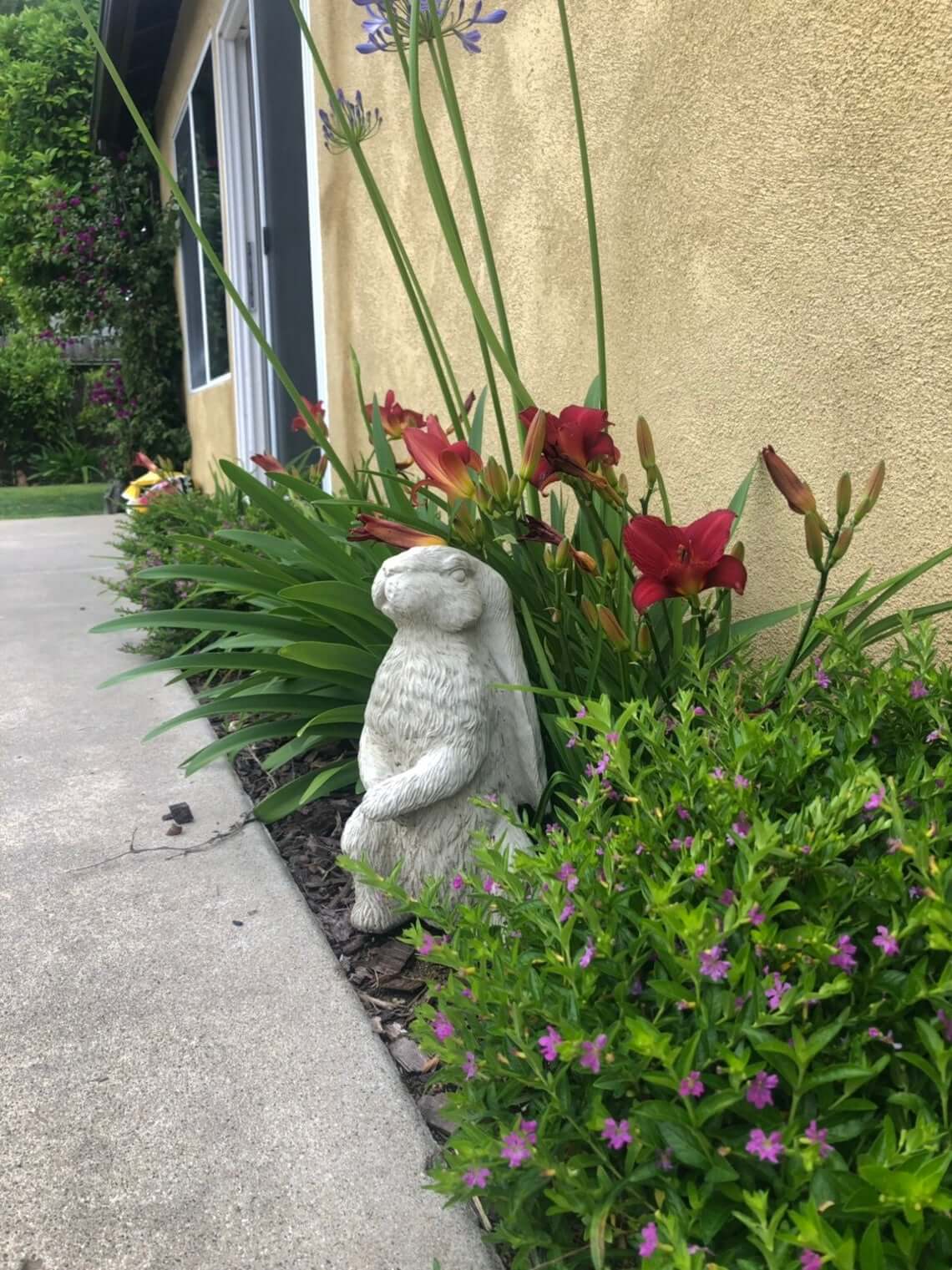 Cute Concrete Critter Bunny Garden Decor