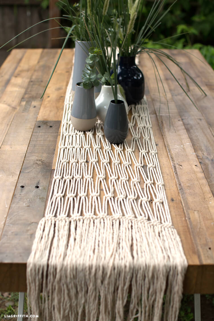 Gorgeous Table Runner Macrame Decoration