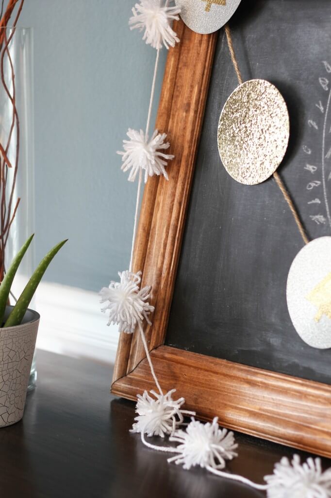 Decorative Pom Pom String Garland Home Decor