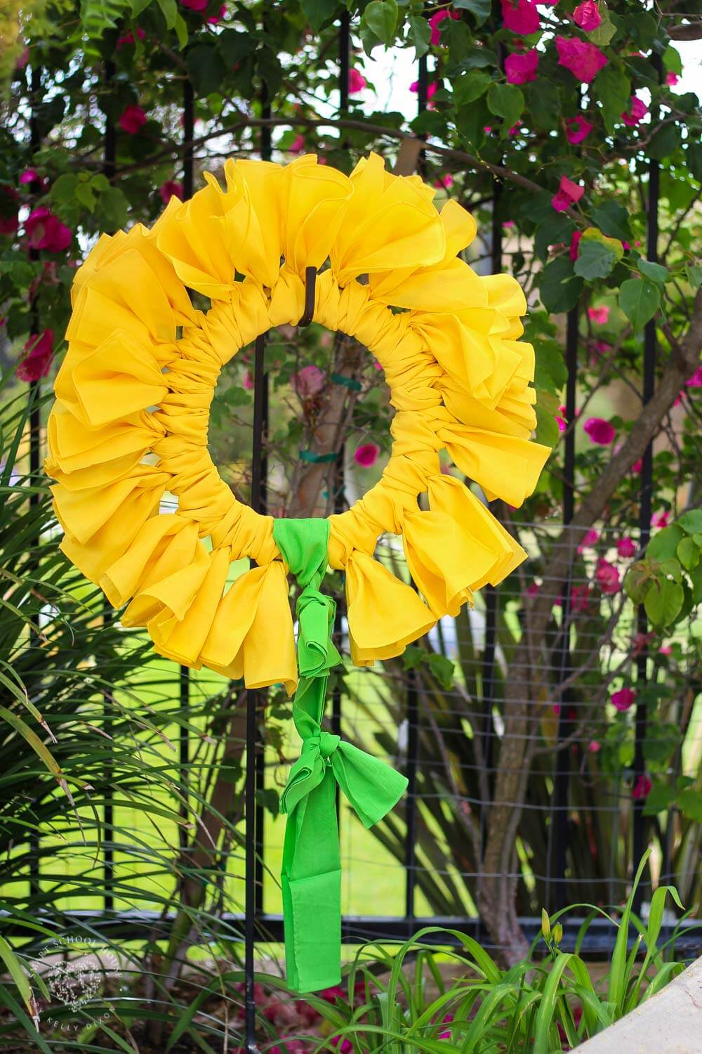 DIY Bandana Summer Sunflower Wreath