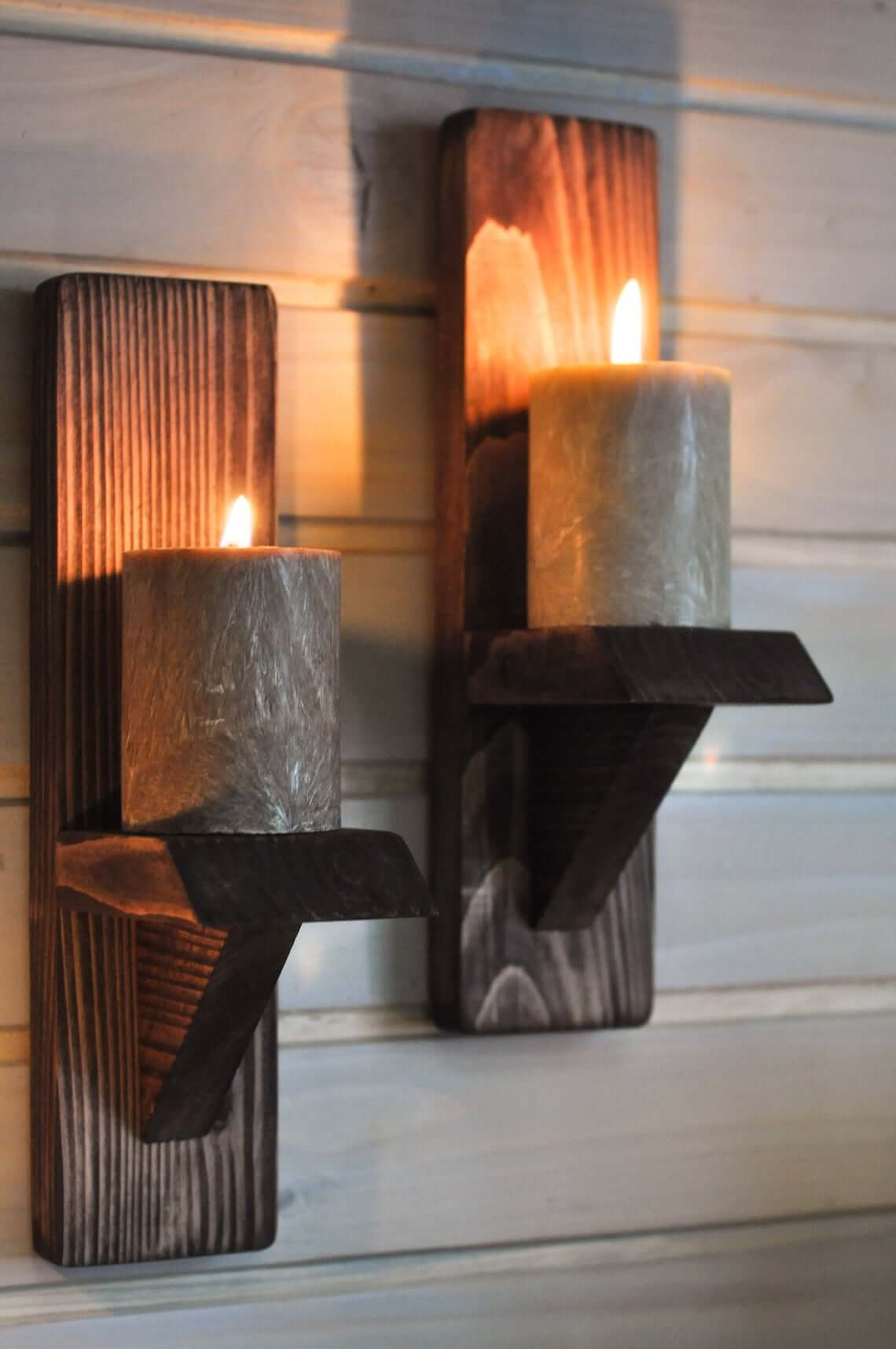 Rustic and Simple Wooden Wall Sconce