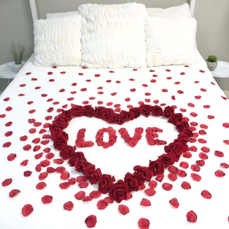 romantic bedrooms with roses