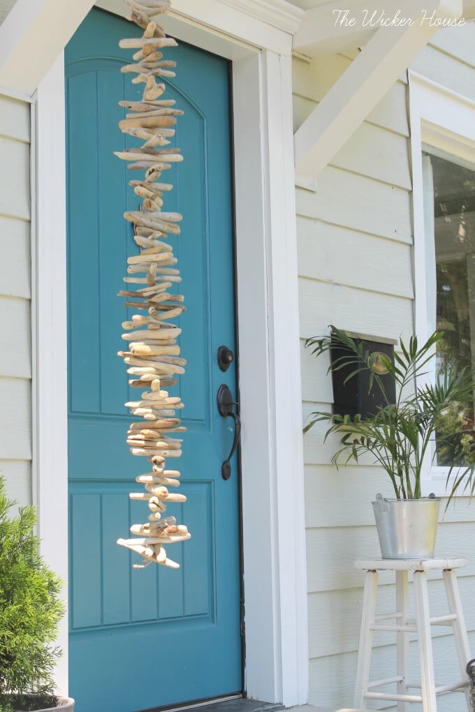 Minimalist DIY Driftwood Wind Chime Outdoor Art