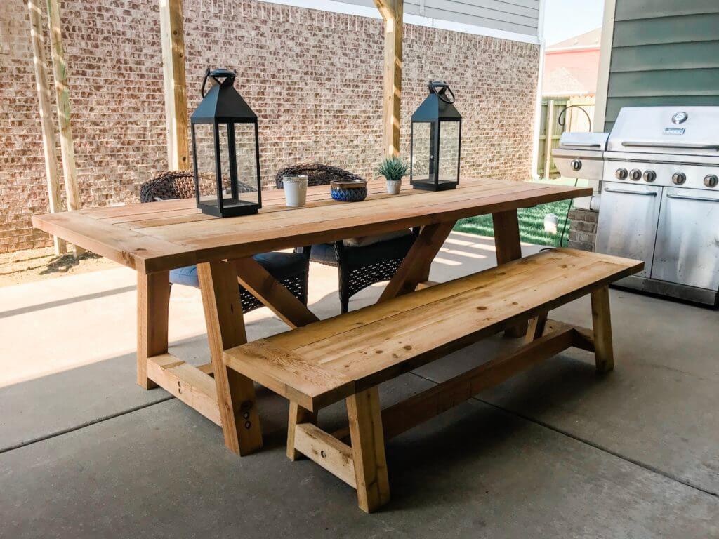 Gorgeous Kitchen Table with Benches