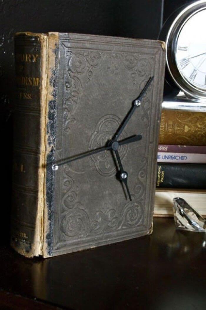 Decorative Functioning Old Book Clock