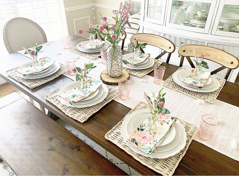 55 Best Summer Table Decoration Ideas, Dining Table Linen Ideas