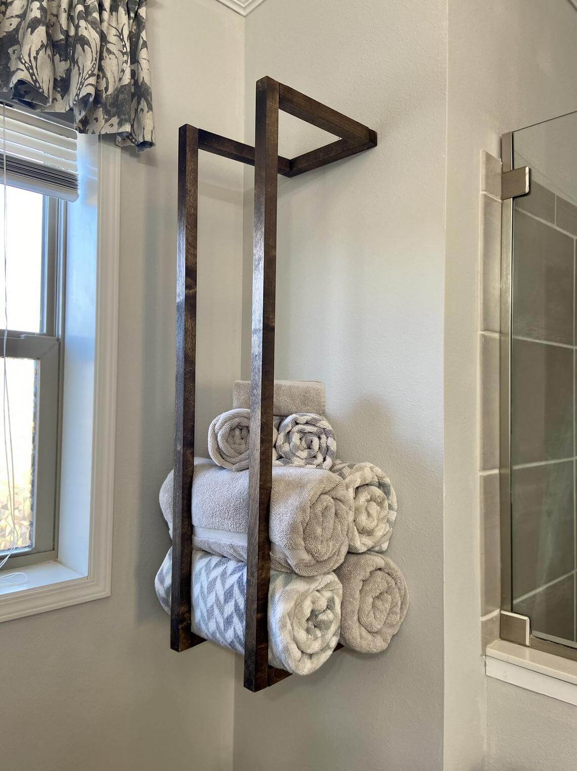 Wall-Mounted Metal Towel Bars