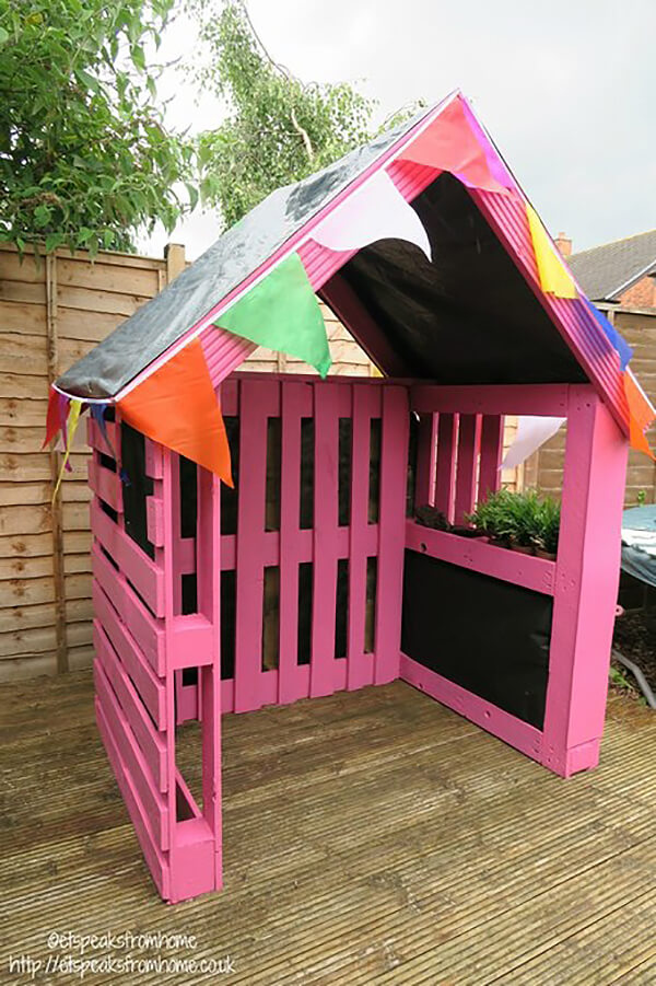 Painted Pallet Based DIY Playhouse