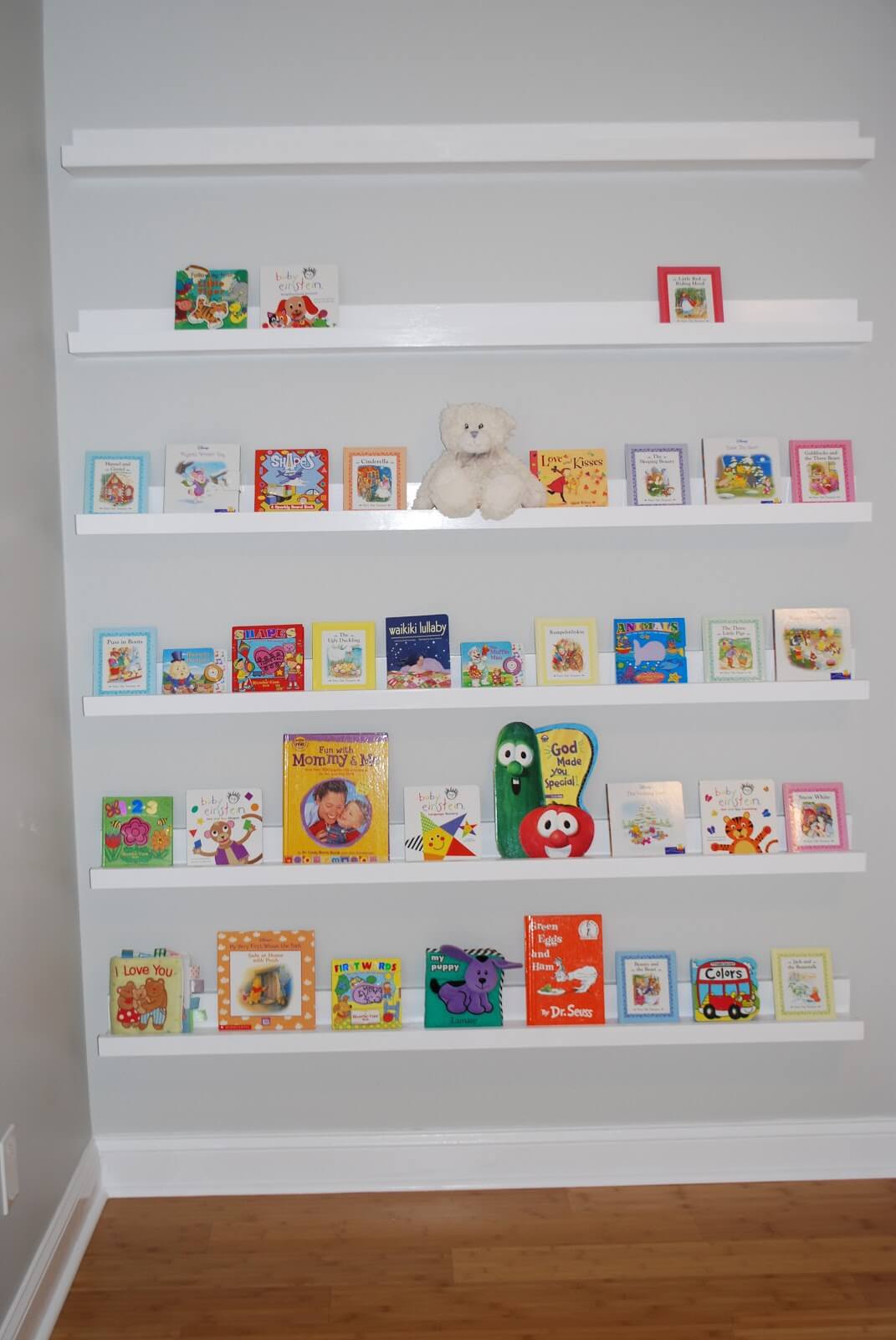 Adorable Nursery Room Wall Shelves