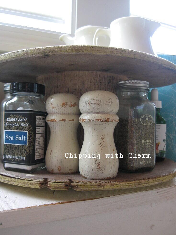 Small Spool Spinning Spice Rack