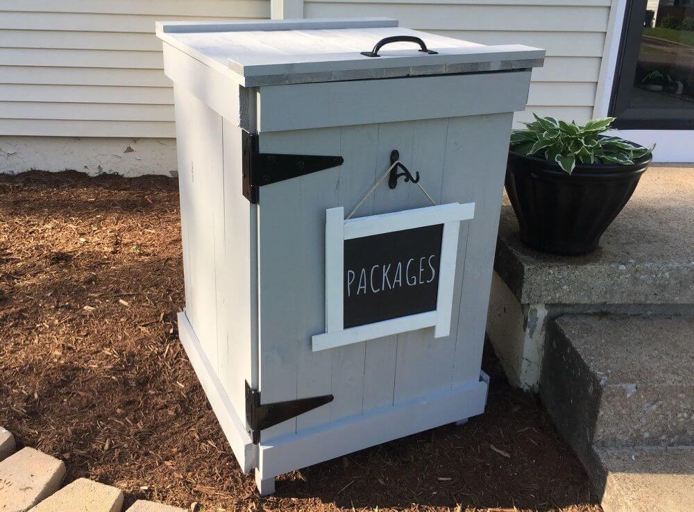 Cool Theft-Proof Package Mailbox Design