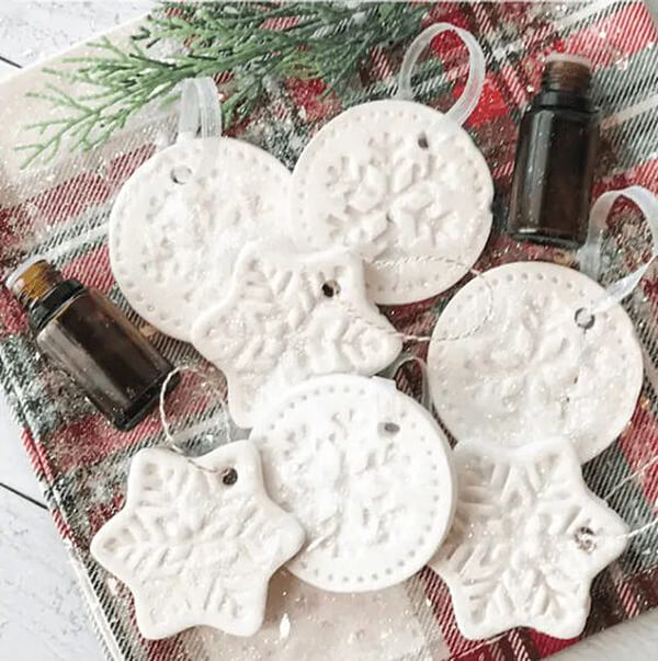 Essential-Oil Infused Glittery White Ornaments