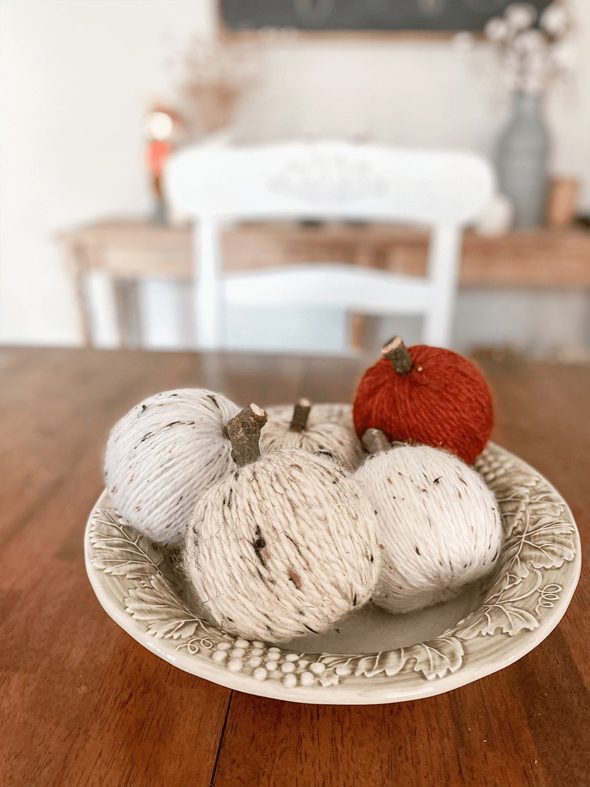 Cool and Fun DIY Yarn Pumpkins