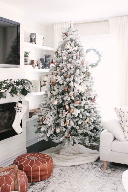 27 Best Neutral Christmas Decor Ideas for a Lovely Holiday Setting in 2023