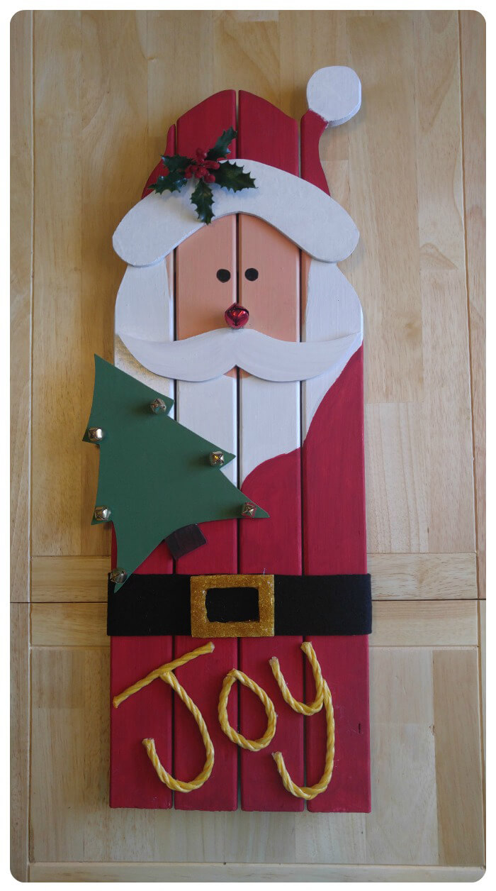 Jingle Bell Hanging Wall Santa
