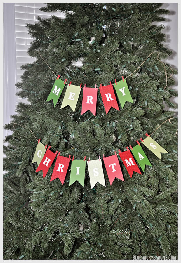 “Merry Christmas” Banner Tree Garland