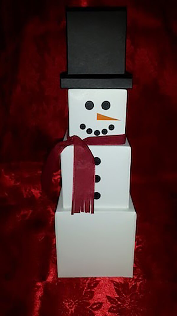 Pretty Paper Boxes Stacked Snowman Decoration