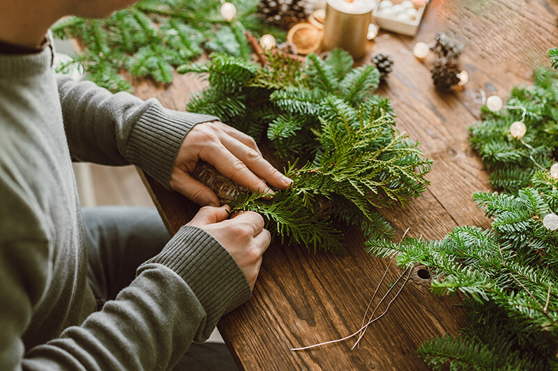 Making a Christmas wreath