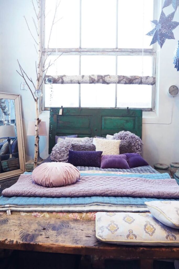 14 Easy DIY Old Door Headboard Ideas for Your Bedroom