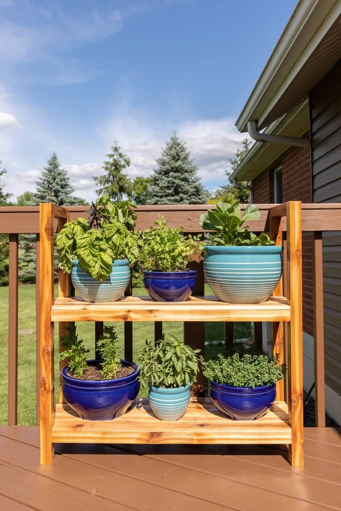 Simply Cedar Outdoor Plant Shelf Stand