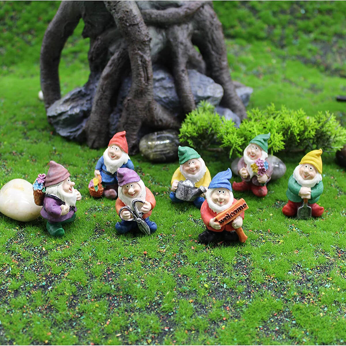 Small Seven Dwarf Garden Gnome Figurine Set