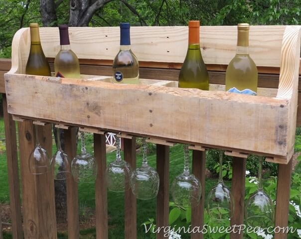 DIY Pallet Wine Rack Storage