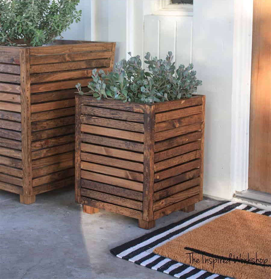 Wooden Louvered Sides Outdoor Box Planter
