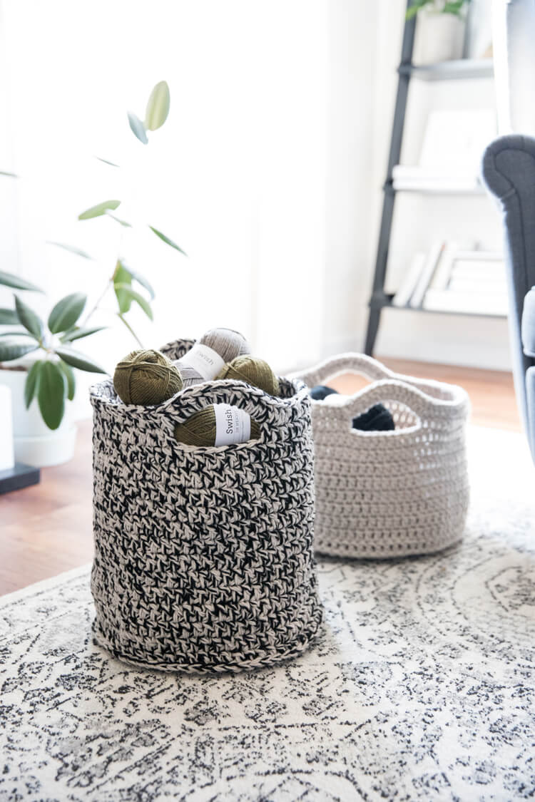 Simple Crocheted Storage Basket Design