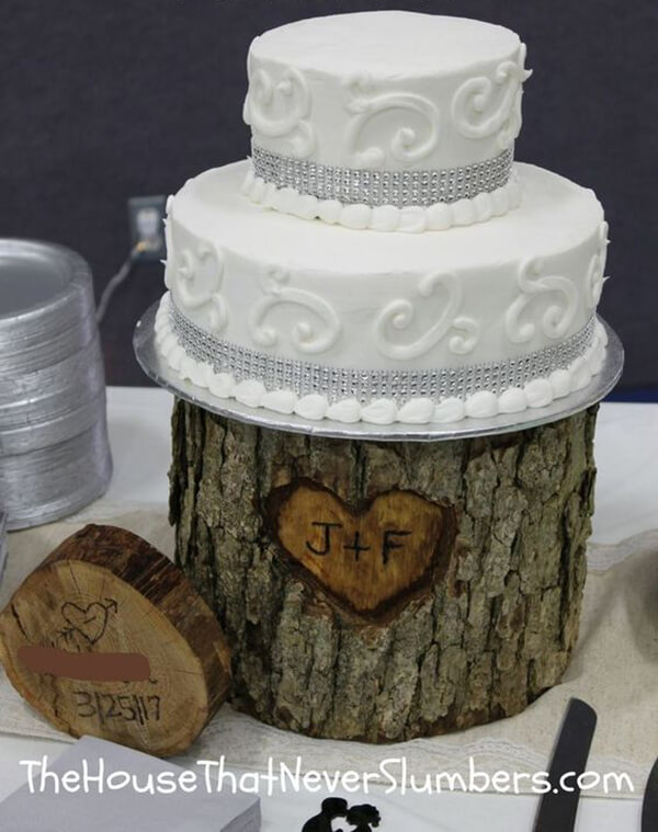 Rustic Wood Stump DIY Cake Stand