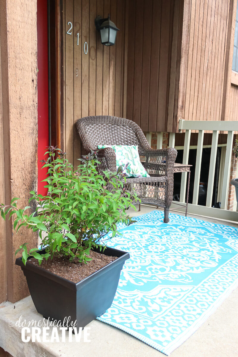 Chair and Table for One to Enjoy the Sun