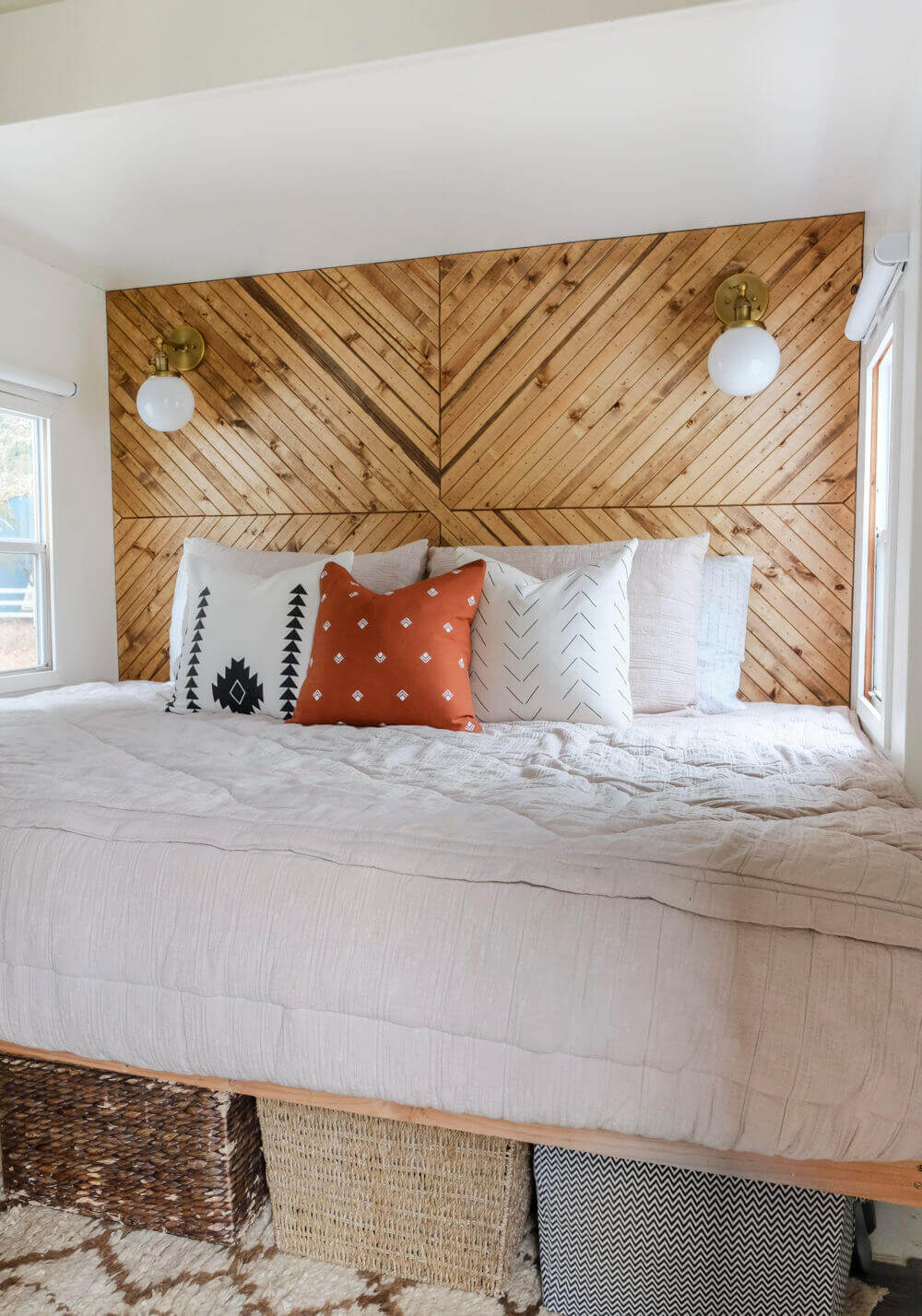 18 Best Bedroom Storage Ideas for Small Spaces in 18
