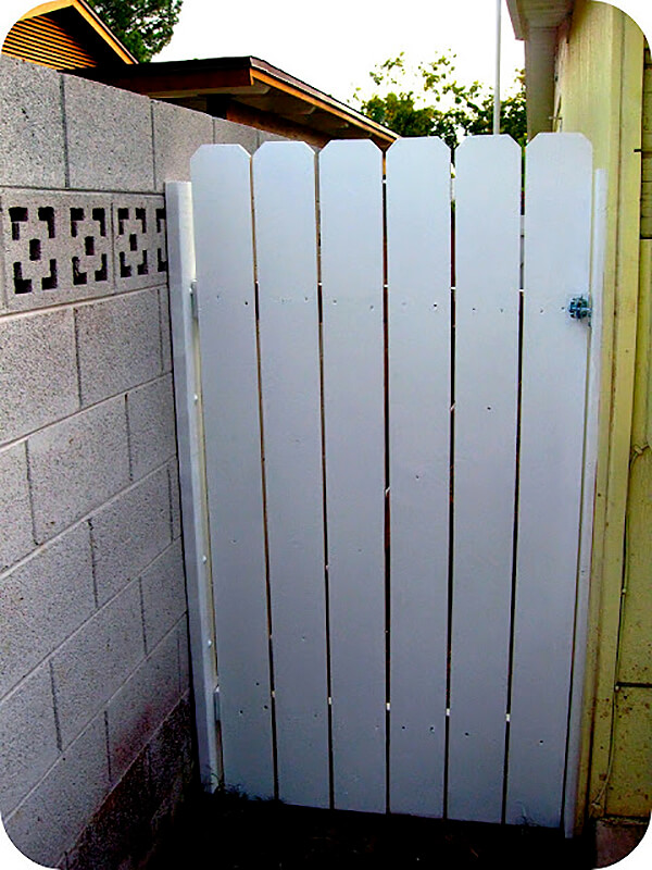 Attractive and Bold White Gate