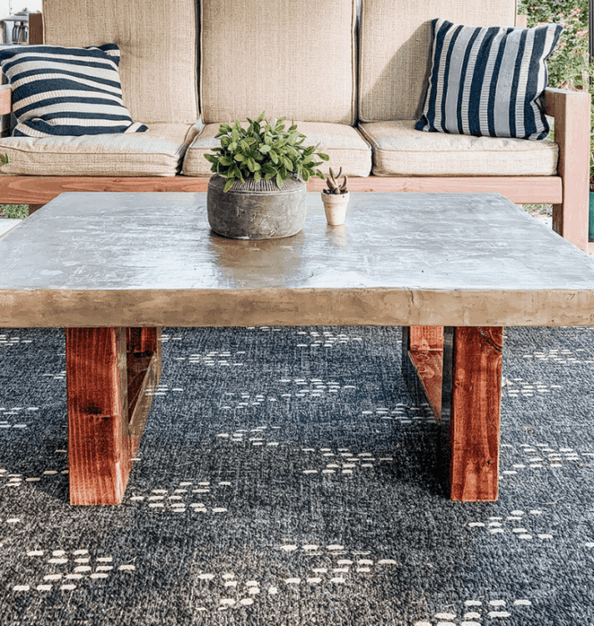 Modern Urban DIY Outdoor Concrete Coffee Table