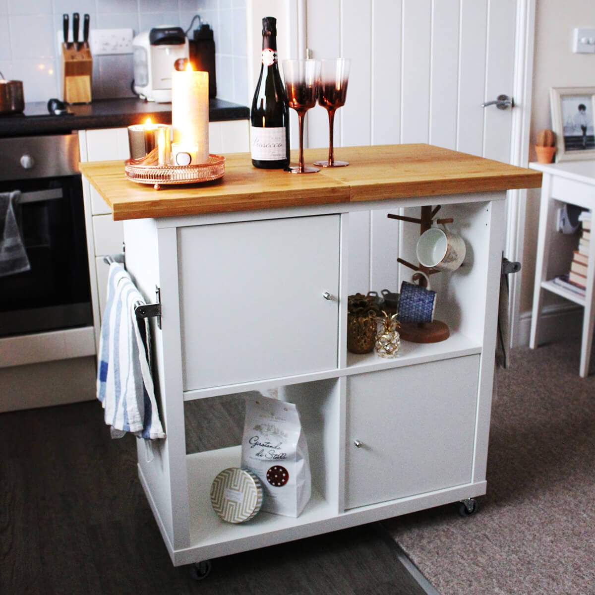  DIY Kitchen Island on Wheels