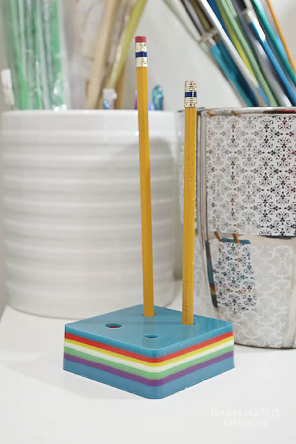 Colorful and Sleek Resin Pencil Holder