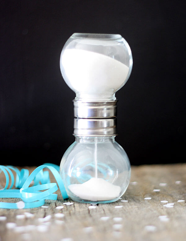 DIY Light Bulb Hourglass Design