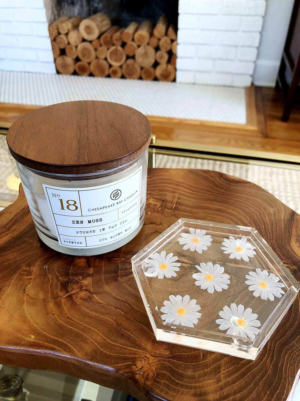 Clear Resin Hexagonal Coaster with Daisies