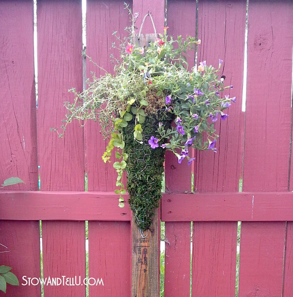 Vertical Chicken Wire Outdoor Planter