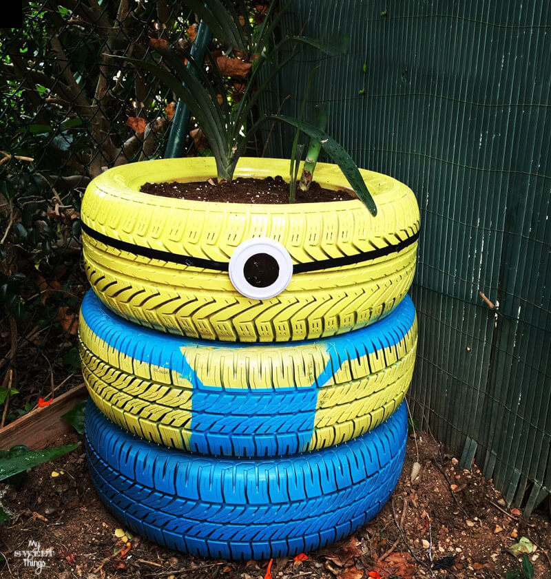 Awesome Minion Tire Planter ideas