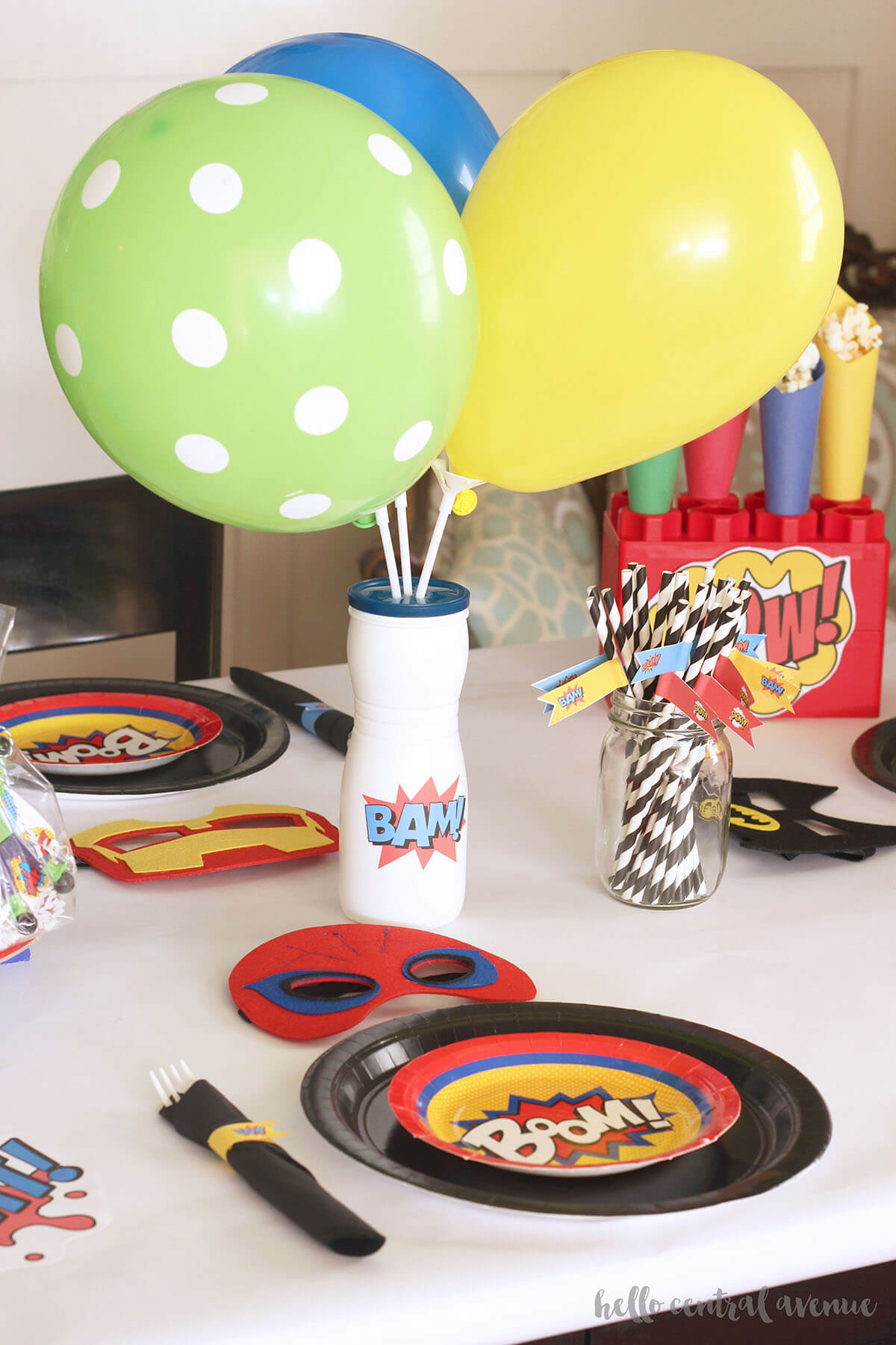 Fun DIY Balloon Table Centerpieces