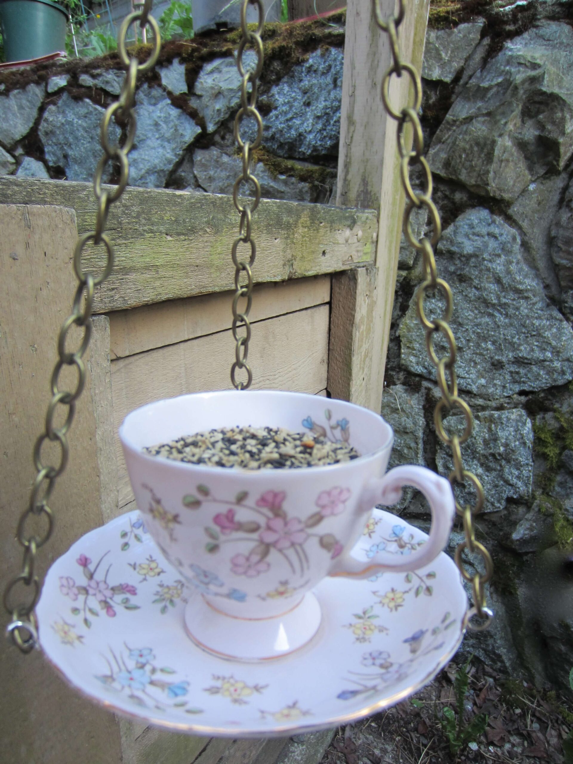 Hanging Decorated Tea Cups Diy Bird Feeder