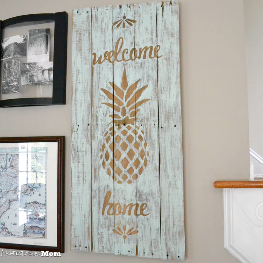 Pineapple Wood Art Pallet Welcome Sign