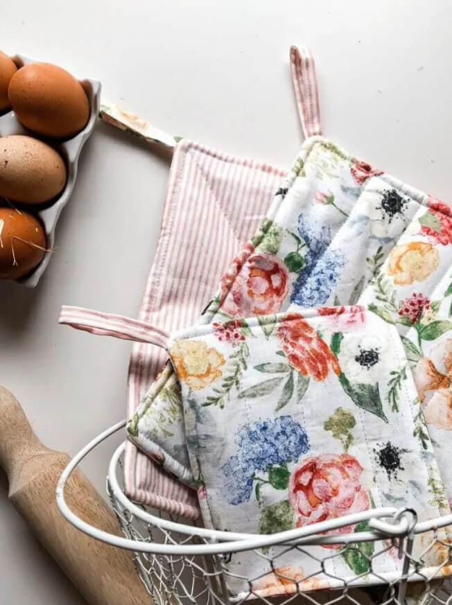 There's More Than One Way to Make a Potholder